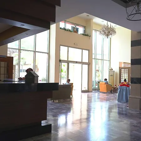 Sirma Ξενοδοχείο 4*