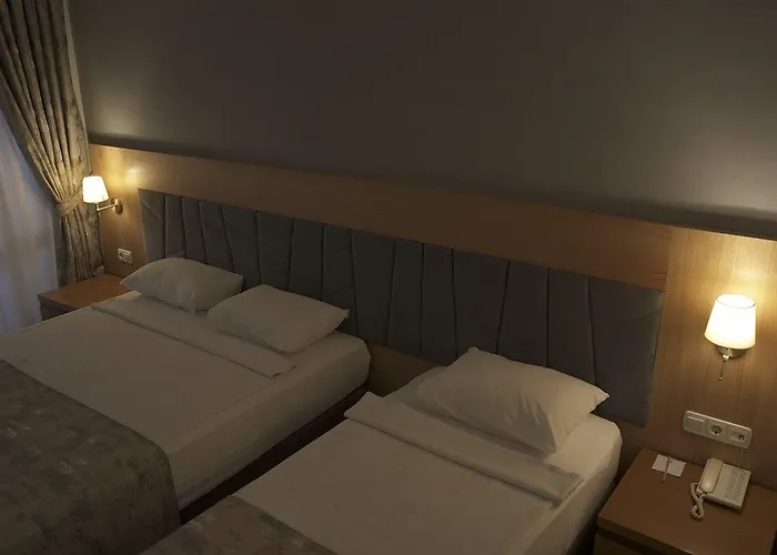 Sirma Hotell Side