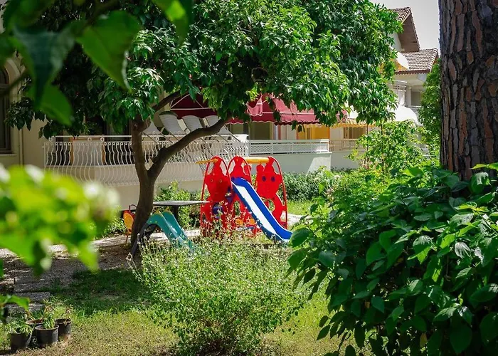 Hotell Sirma Side