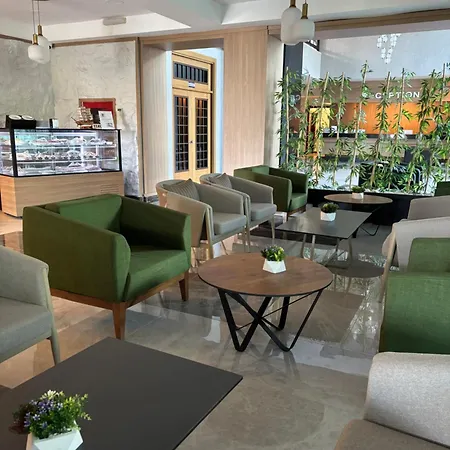 Sirma Hotell Side